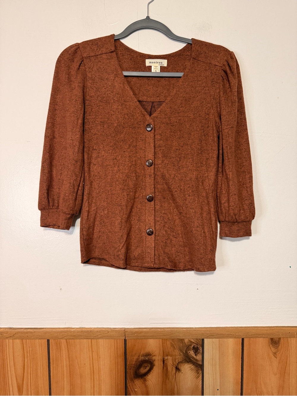 Monteau Rust Brown Button-Front V-Neck Puff Sleeve Top